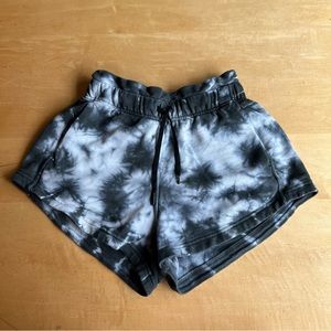Lululemon Inner Glow shorts diamond dye
